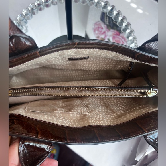 Kate Spade  chocolate Brown leather  Crocodile Embossed Shoulder Bag - Picture 9 of 13